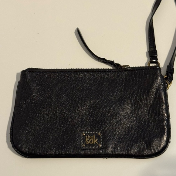 THE SAK black leather wristlet - Picture 1 of 7